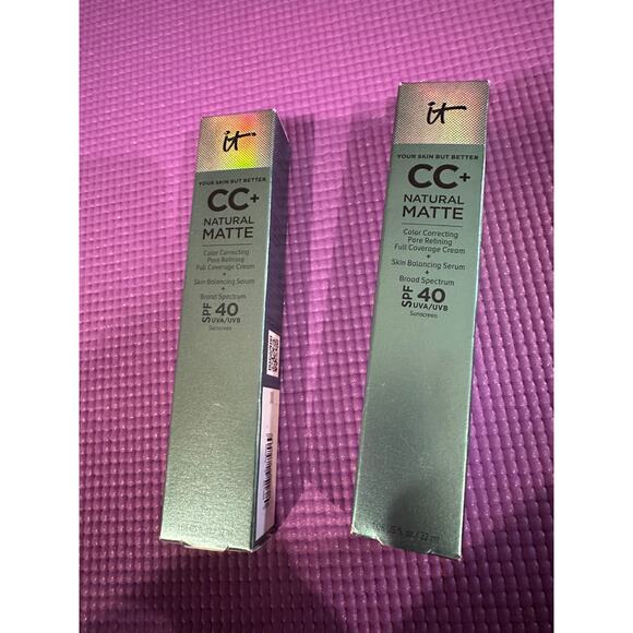 2 it Cosmetics CC Natural Matte Full Coverage Cream Skin Serum SPF 40 Foundation - Picture 1 of 5